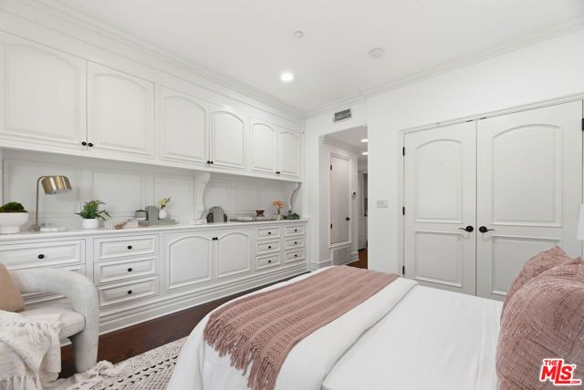 11440 National Boulevard 16, Los Angeles, CA 90064