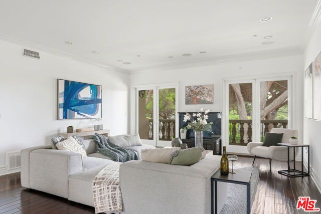 11440 National Boulevard 16, Los Angeles, CA 90064