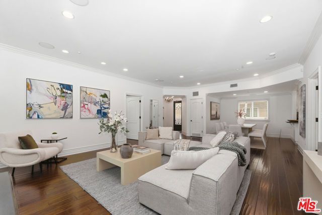 11440 National Boulevard 16, Los Angeles, CA 90064