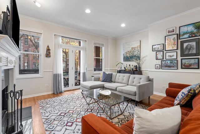 1511 N Hudson Avenue 1S, Chicago, IL 60610