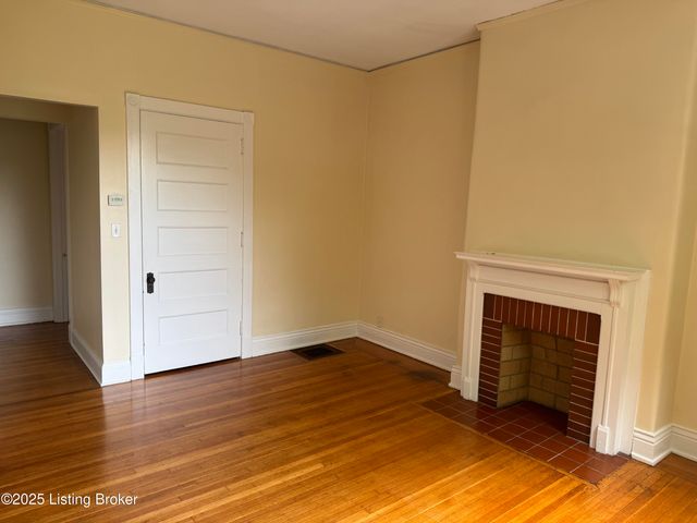 1327 Hepburn Ave, Louisville, KY 40204