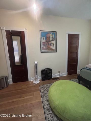 1327 Hepburn Ave, Louisville, KY 40204