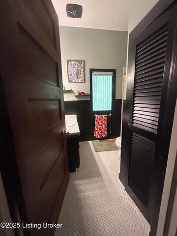 1327 Hepburn Ave, Louisville, KY 40204