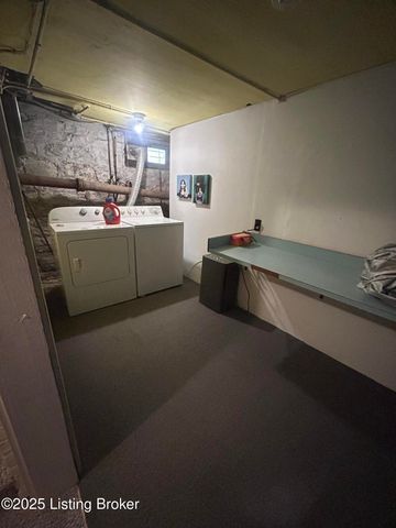 1327 Hepburn Ave, Louisville, KY 40204