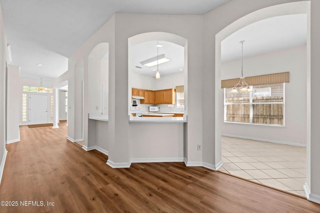 4428 SUMMERHAVEN Boulevard S, Jacksonville, FL 32258
