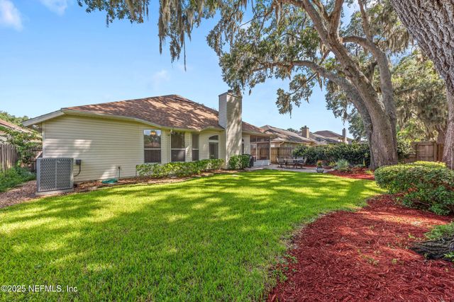4428 SUMMERHAVEN Boulevard S, Jacksonville, FL 32258