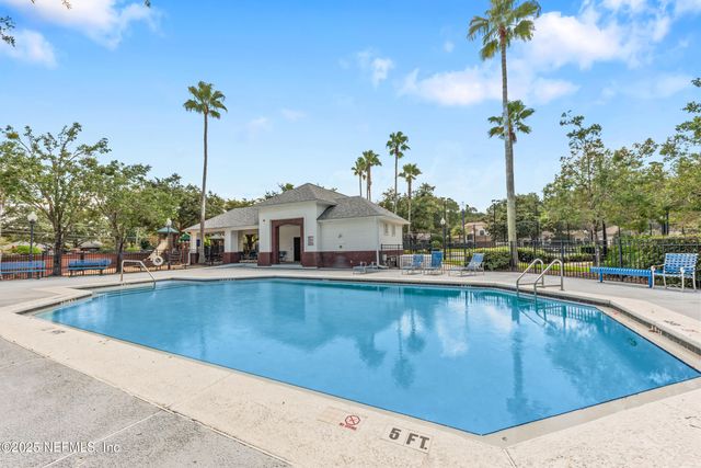 4428 SUMMERHAVEN Boulevard S, Jacksonville, FL 32258
