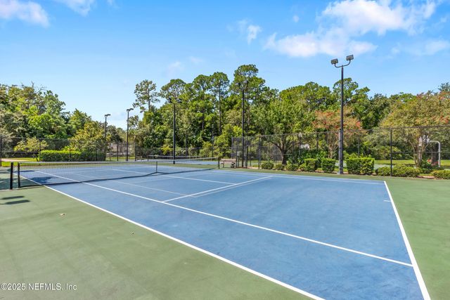 4428 SUMMERHAVEN Boulevard S, Jacksonville, FL 32258