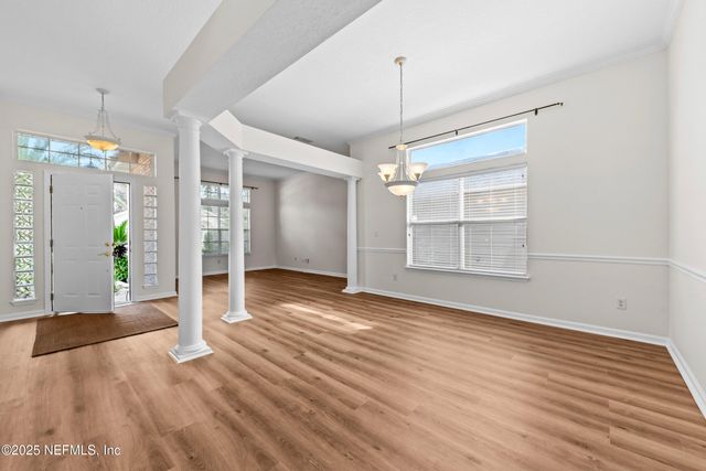 4428 SUMMERHAVEN Boulevard S, Jacksonville, FL 32258