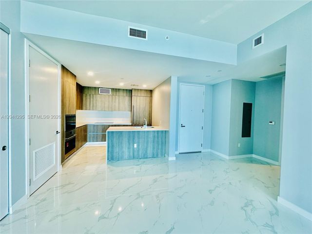 17550 Collins Ave 803, Sunny Isles Beach, FL 33160