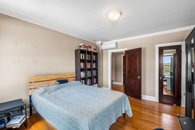 6209 N Mozart Street 3S, Chicago, IL 60659
