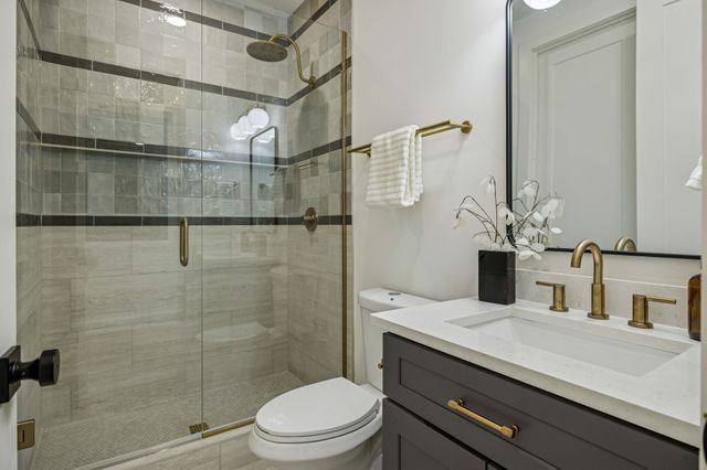 2120B 14th Ave, N, Nashville, TN 37208