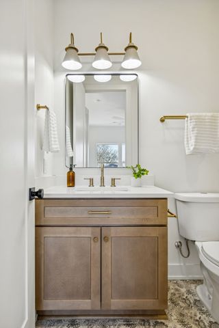 2120B 14th Ave, N, Nashville, TN 37208