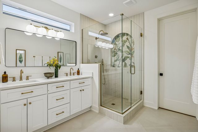 2120B 14th Ave, N, Nashville, TN 37208