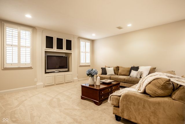 13246 Broad Street, Carmel, IN 46032