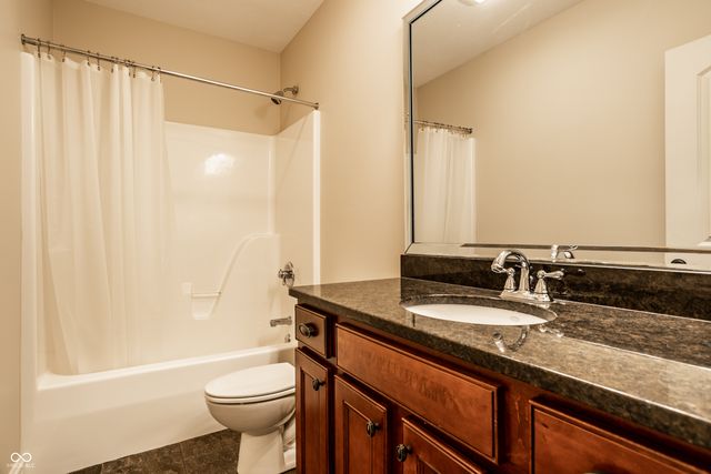 13246 Broad Street, Carmel, IN 46032