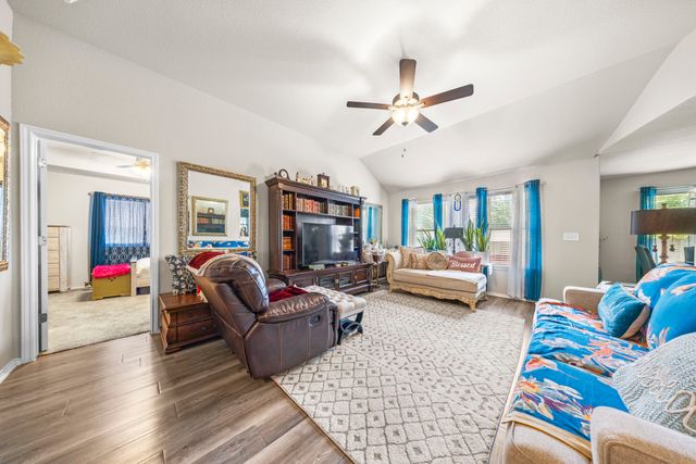 2513 Petersburg Lane, Temple, TX 76504