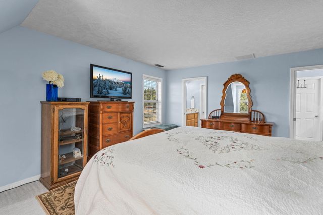 64080 Highway 20, Bend, OR 97703