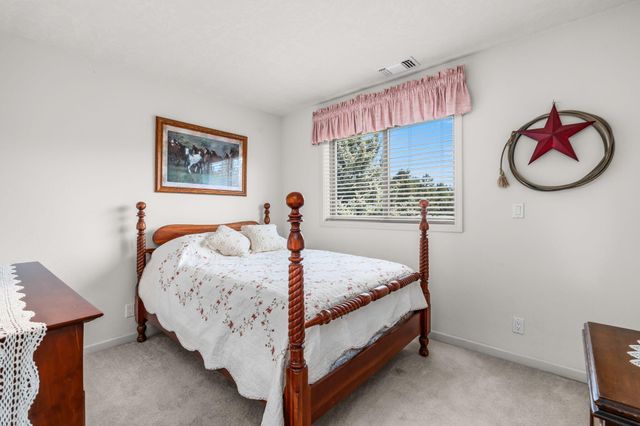 64080 Highway 20, Bend, OR 97703