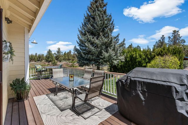 64080 Highway 20, Bend, OR 97703