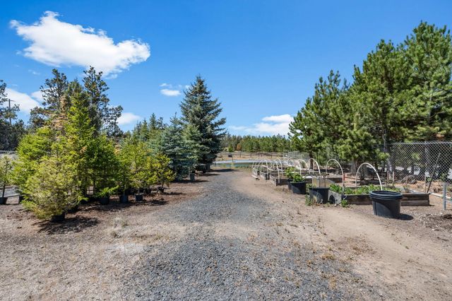 64080 Highway 20, Bend, OR 97703