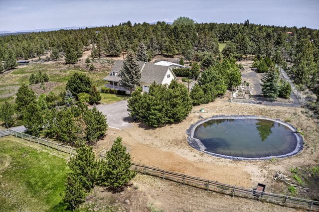 64080 Highway 20, Bend, OR 97703