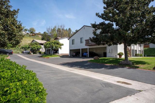 6632 Bell Bluff Avenue B, San Carlos, CA 92119