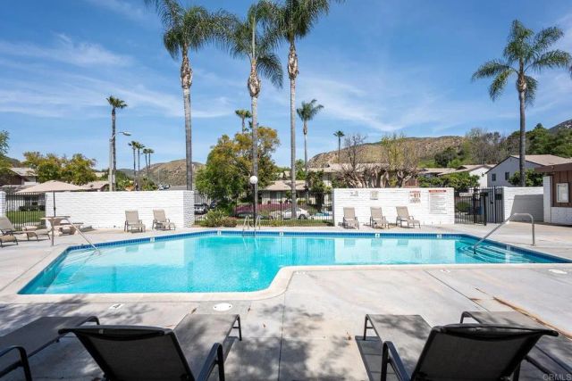 6632 Bell Bluff Avenue B, San Carlos, CA 92119