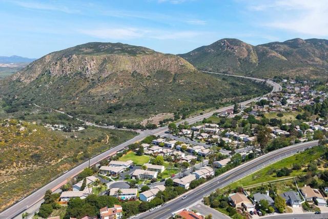 6632 Bell Bluff Avenue B, San Carlos, CA 92119