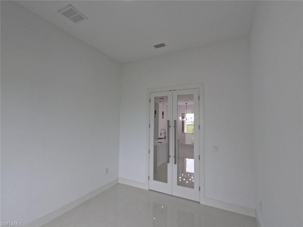 2423 6th ST, CAPE CORAL, FL 33993 — exterior