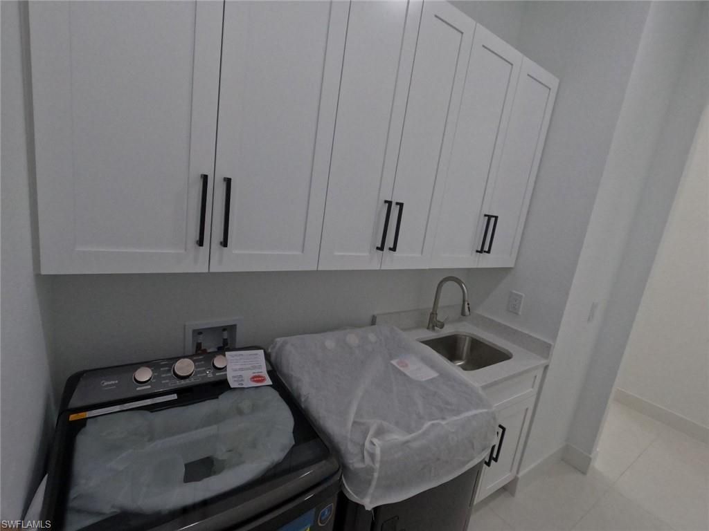 2423 6th ST, CAPE CORAL, FL 33993 — photo 2