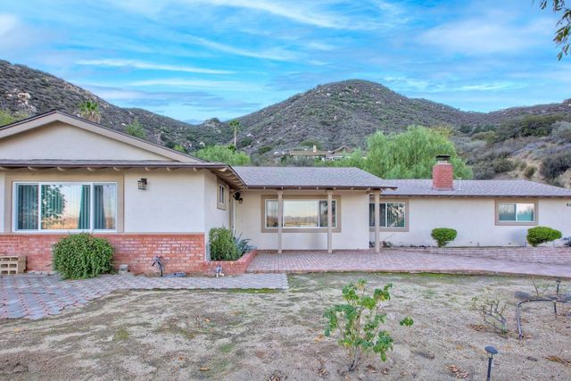 18261 Sanders Drive, Lake Elsinore, CA 92530