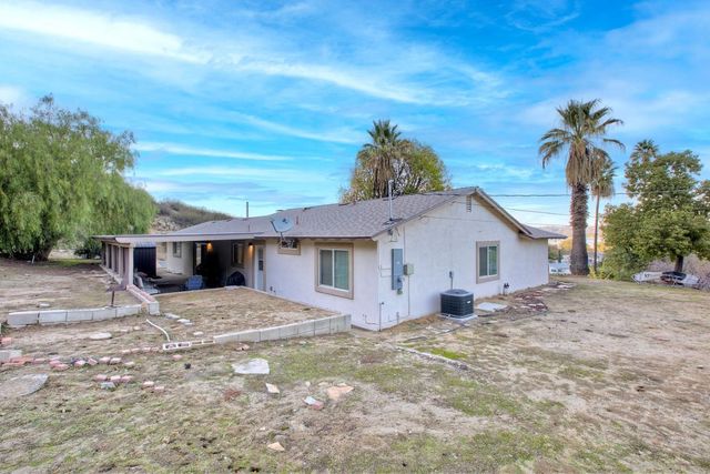 18261 Sanders Drive, Lake Elsinore, CA 92530