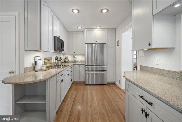 4015 HIRST DR, Annandale, VA 22003