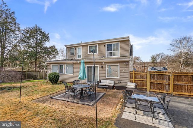 4015 HIRST DR, Annandale, VA 22003