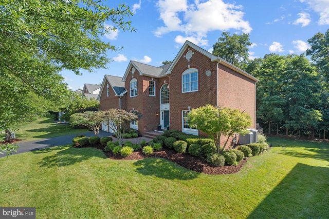 20102 DESERT FOREST DR, Ashburn, VA 20147