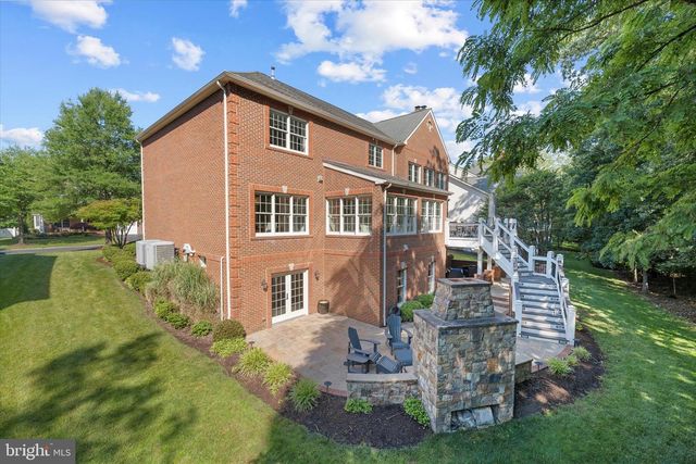 20102 DESERT FOREST DR, Ashburn, VA 20147