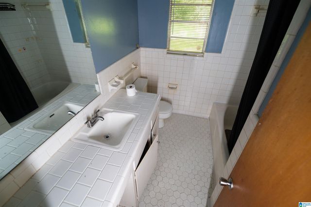 2632 2ND STREET NW, Center Point, AL 35215