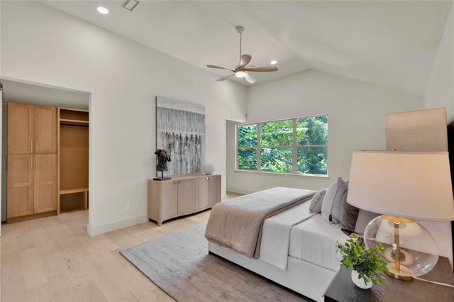 20 Buttonbush Ct, The Woodlands, TX 77380