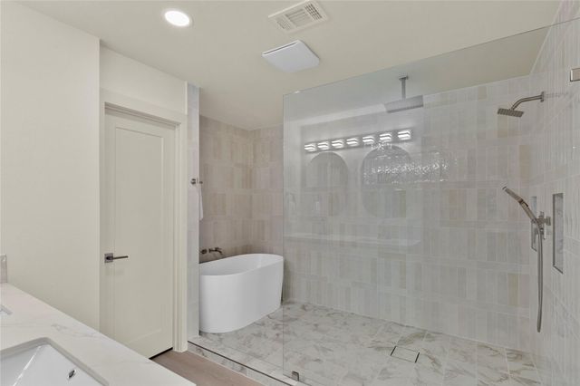 20 Buttonbush Ct, The Woodlands, TX 77380