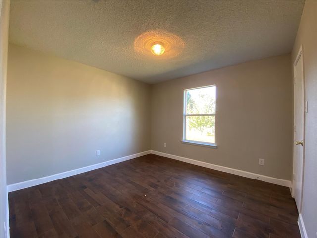 318 Alpine Drive, Weatherford, TX 76086