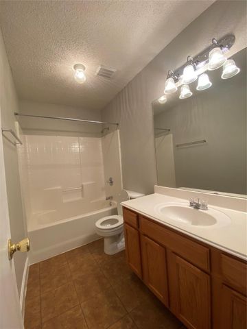 318 Alpine Drive, Weatherford, TX 76086