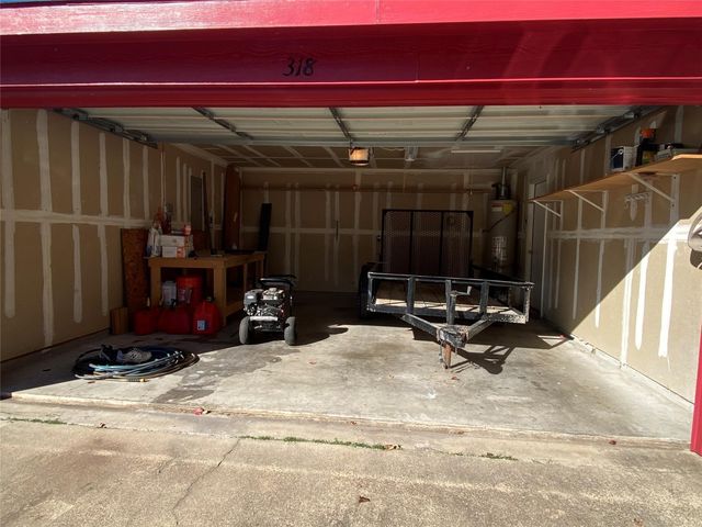 318 Alpine Drive, Weatherford, TX 76086