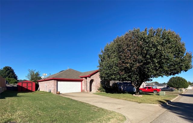 318 Alpine Drive, Weatherford, TX 76086