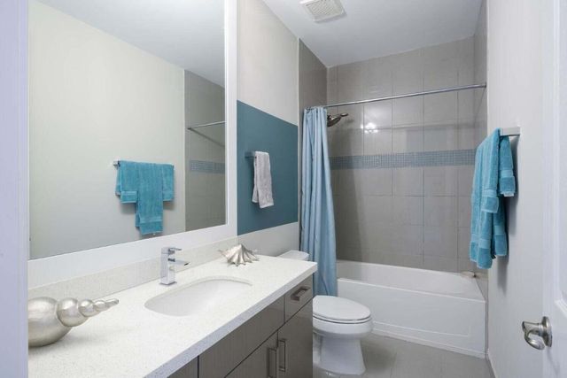 1932 Juno Landing Lane, North Palm Beach, FL 33408