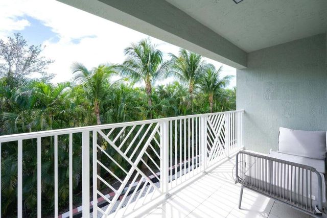 1932 Juno Landing Lane, North Palm Beach, FL 33408