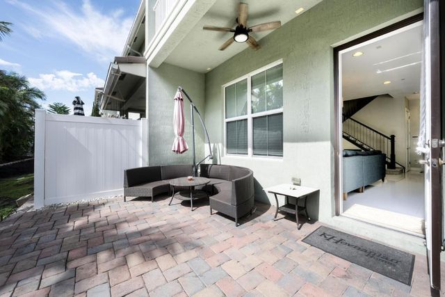 1932 Juno Landing Lane, North Palm Beach, FL 33408