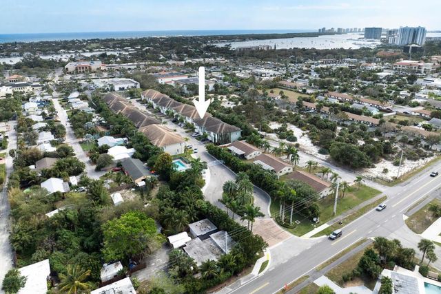 1932 Juno Landing Lane, North Palm Beach, FL 33408