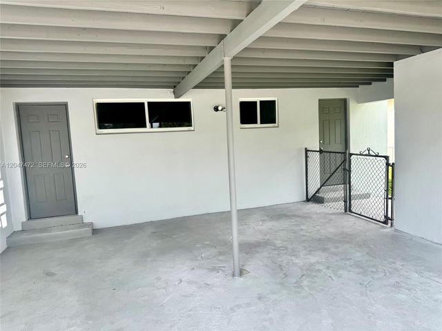 2150 N 66th Avenue, Hollywood, FL 33024