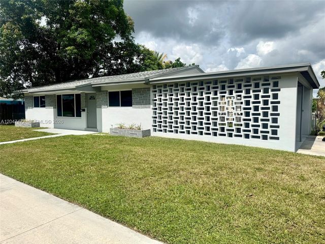 2150 N 66th Avenue, Hollywood, FL 33024